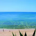 Algarve - Armacao De Pera, An Ihg מלון Armação de Pêra