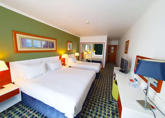 Hotel Algarve - Armacao De Pera, An Ihg