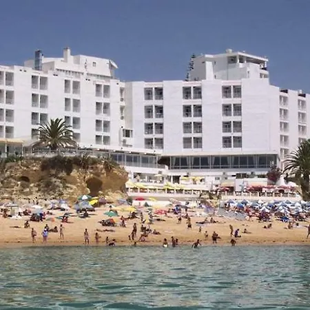 ホテル Algarve - Armacao De Pera, An Ihg 4*
