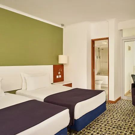 Algarve - Armacao De Pera, An Ihg 4*