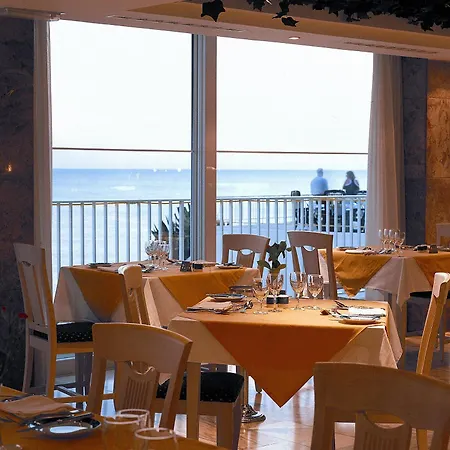 Algarve - Armacao De Pera, An Ihg 4* Armação de Pêra